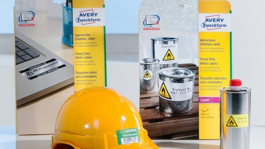Baner z dwoma paczkami etykiet Avery oraz różnymi przykładami aplikacji etykiet specjalistycznych