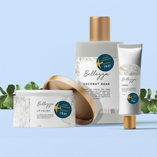 Etykiety na trzech różnych produktach kosmetycznych