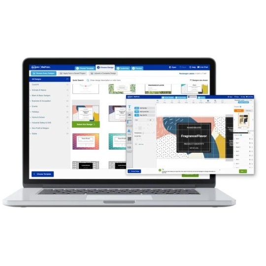 Laptop z szablonami etykiety w programie Avery Design&Print na ekranie oraz zdublowany ekran oprogramowania na prawo od laptopa