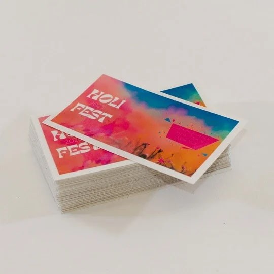 Prostokątne wielokolorwe naklejki z logo Holi Fest
