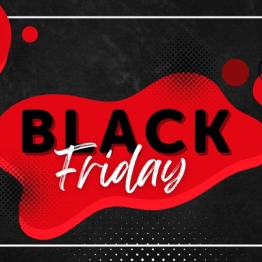 Baner promocyjny Black Friday, czerwono-czarny, z napisem 'Final Sale', 'Black Friday' i informacją o obniżce -20%