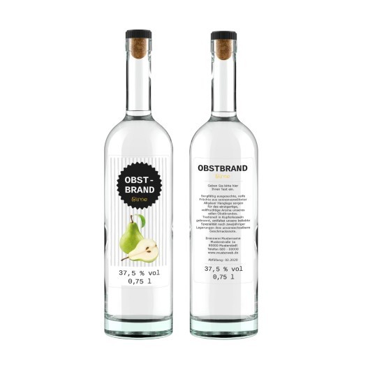 Dwie przezroczyste butelki wódki owocowej "Obst-Brand Birne" na białym tle. Etykieta na froncie przedstawia dwie zielone gruszki. Na etykiecie z tyłu znajdują się szczegółowe informacje o produkcie.
