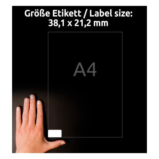 Porównanie rozmiaru z ręką, Artykuł: L7971-25, arkusz etykiet do zamrażarki, format: 38,1 x 21,2 mm, kolor: biały.