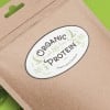 Brązowa papierowa koperta z owalną, białą naklejką z napisem Organic Protein