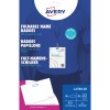 Opakowanie składanego identyfikatora imiennego Avery przedstawiające identyfikator na smyczy na niebieskiej koszuli?