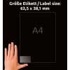 Porównanie wielkości z dłonią, Artykuł: L7560-25, jeden arkusz etykiet adresowych, Format: 63,5 x 38,1 mm, Kolor: Przezroczysty.